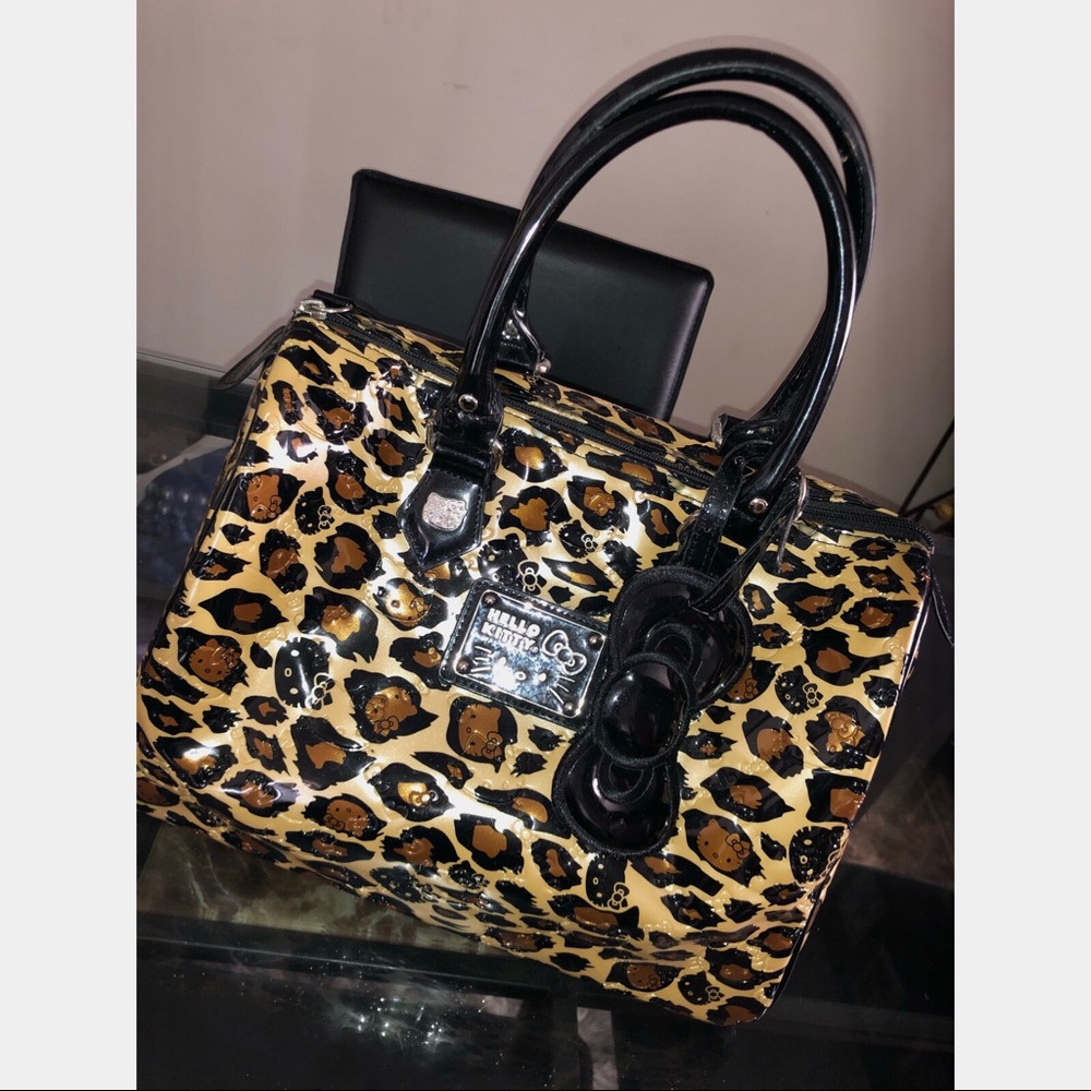 Medium sized Hello Kitty cheetah print bag